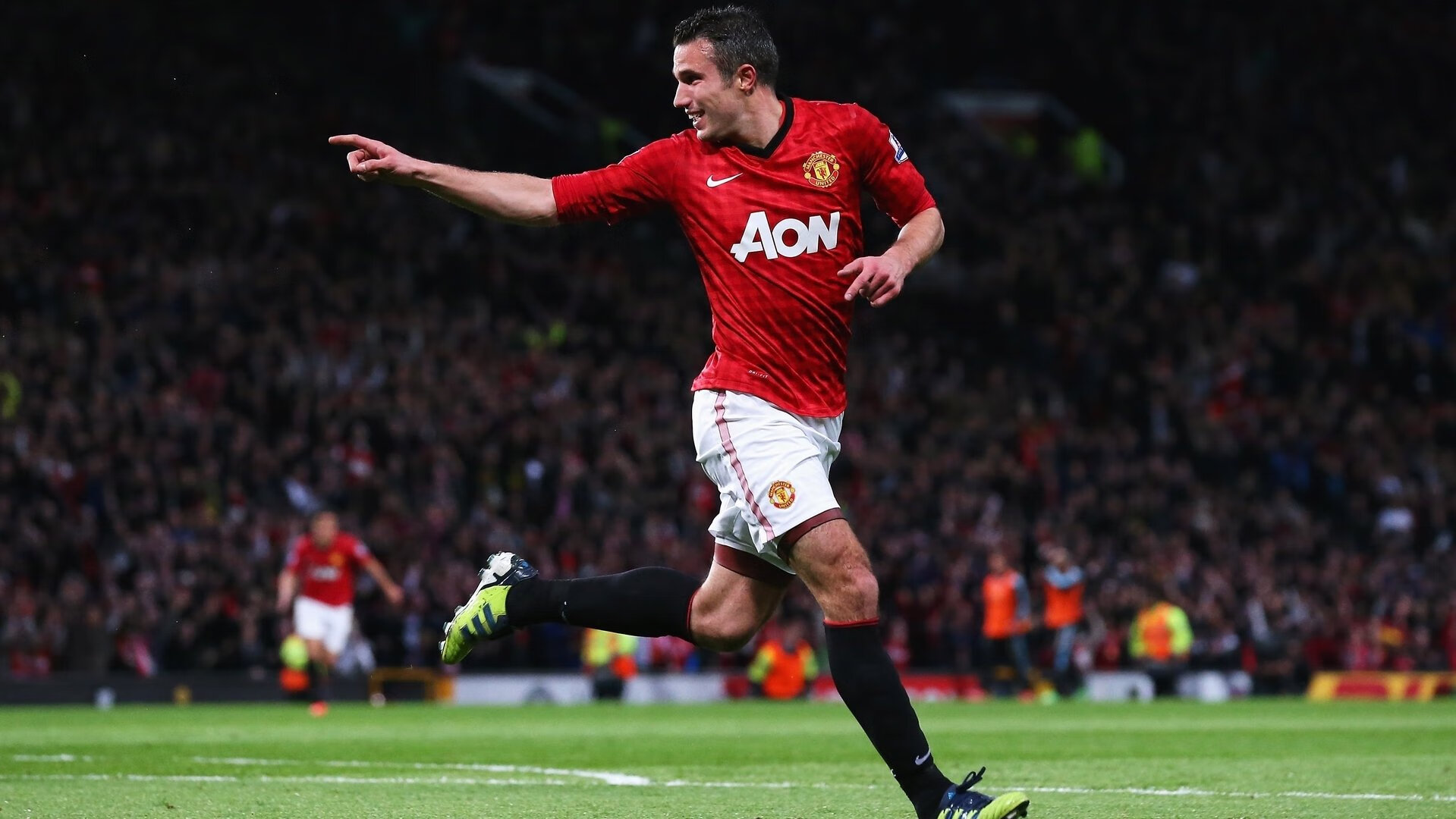 开云体育入口-秘鲁压制尤文，巴斯托尼如何用沉默的智慧改写比赛剧本